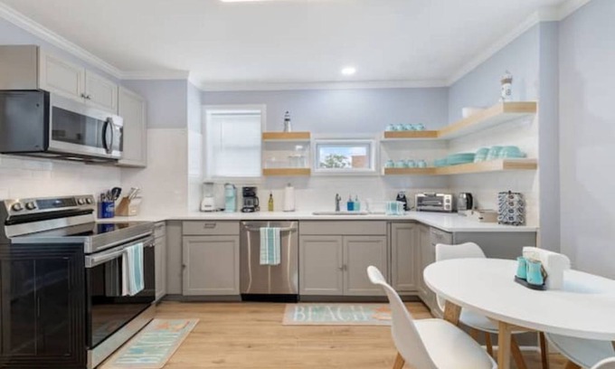 Old Saybrook Center Casa | Downtown Old Saybrook Oasis