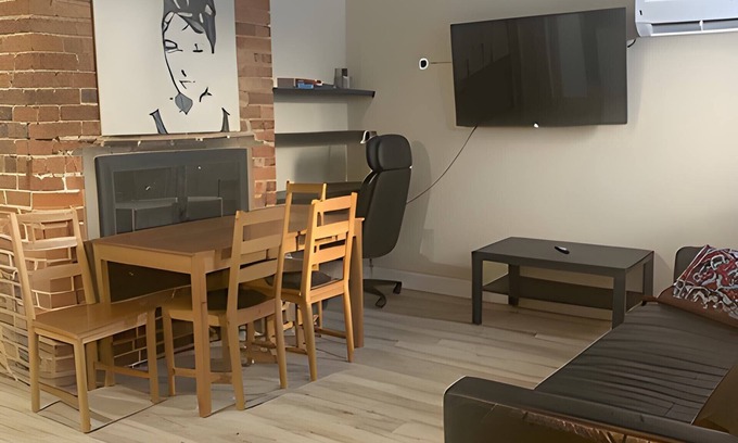 Downtown Halifax Apartamento | Downtown one bedroom/Historic Bauer Terrace