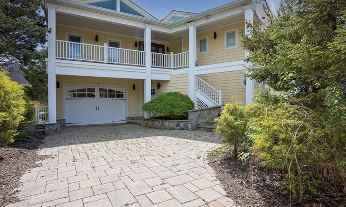 Oxford Casa | Downtown Oxford | Private Beach | Private Pool | Luxury
