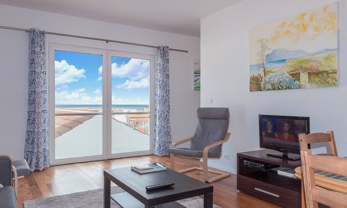 Praia da Vitoria Apartamento | El hotel está situado en el centro de la ciudad.