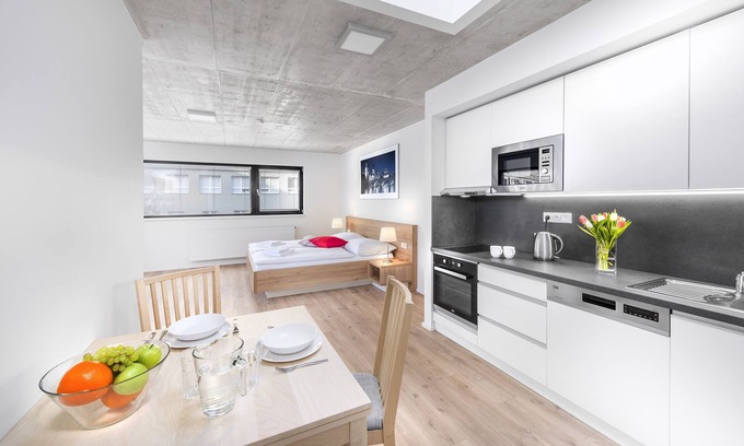 Brevnov Hotel | Downtown Suites Belohorska
