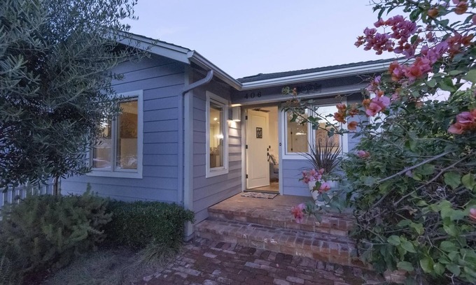 Lower State Cabaña | ¡Céntrico! Sweet Spot Cottage - Retiro privado a una cuadra al este de la calle estatal más baja