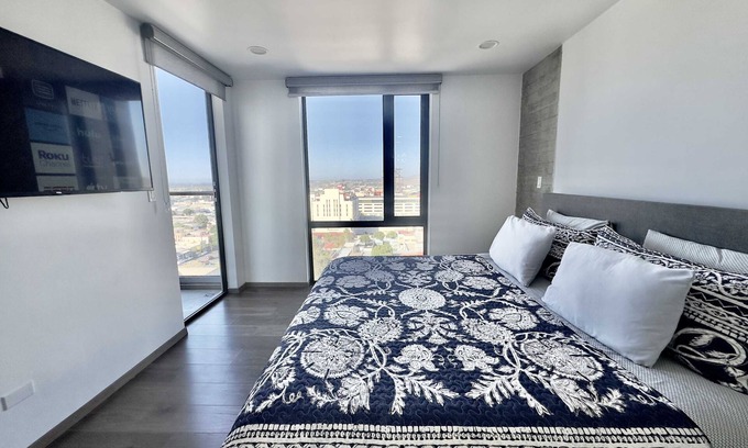 Tijuana Condominio | Downtown Tijuana 1BR Suite Avenida Revolucion 904