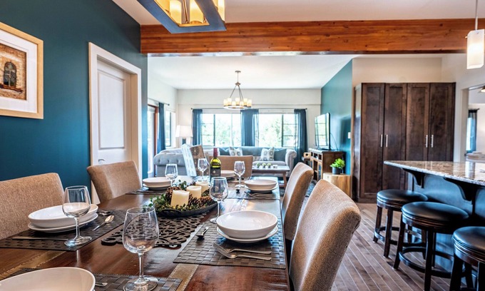 Revelstoke Apartamento | Downunder Mountain Retreat