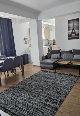 Otopeni Apartamento | Doxa Airport Otopeni