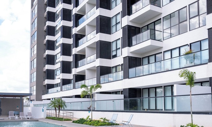 Zona Industrial Apartamento | Dpto. de lujo frente a plaza Harbor