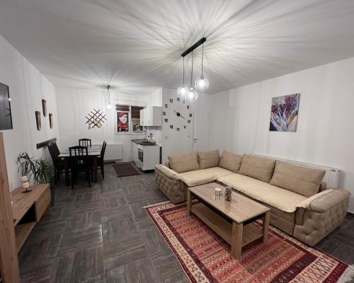Dragolj Apartamento | Dragoljski Konaci
