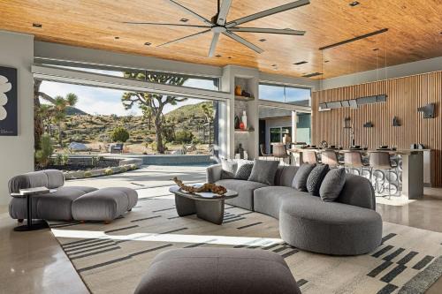 Yucca Valley Casa | Dragonfly by Fieldtrip Luxe Oasis w Resort Pool