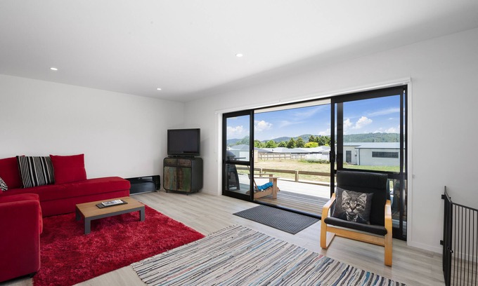 Kinloch Cabaña | Dragonfly's Rest - Kinloch Holiday Home