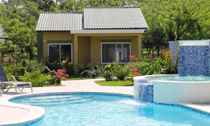 El Pino Cabina | Dream Away Corinto