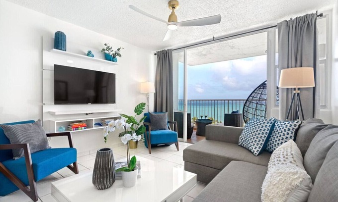 San Juan Condominio | Dream Beachfront Vacation King Bed W/D Parking