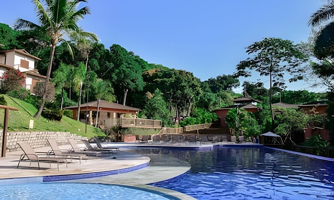 Veloso Condominio | Dream Bungalow with Hot Tub on Curral Beach