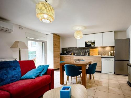 Livron-sur-Drome Apartamento | DREAM HOLIDAY 26 - Charmant T2 4 Pers 38m2 Terrasse de 14m2- Clim, Wifi, Parking - Sur RN7 au calme - au cœur de Livron sur Drôme à 5Km l'Autouroute Proximité A7