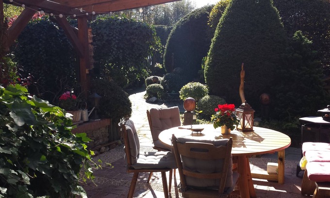 Bogel Casa | Casa ideal con chimenea, piscina cubierta y sauna en el segundo m² terreno arbolado 000