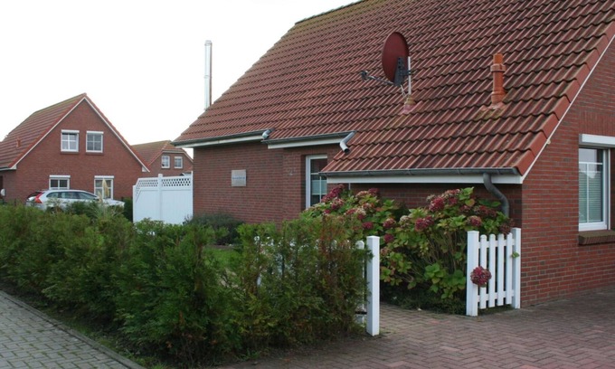 Neßmersiel Apartamento | Dream on the dike 2 Comfortable Vacation Home