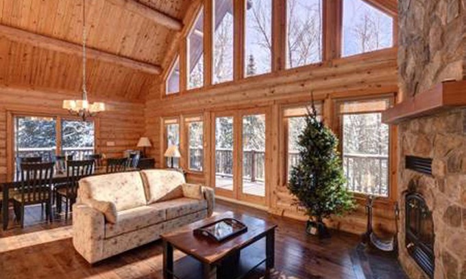 Labelle Chalet De Esquí | Vacaciones de ensueño en una cabaña de madera en el lago Mont Tremblant, Canadá