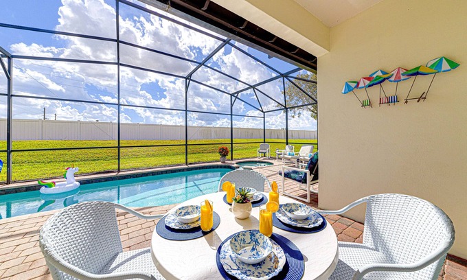 Four Corners Villa | DREAM VILLA-NEW 4BR/3BA-6 MILES FROM DISNEY SOUTH FACING PRIVATE POOL AND SPA