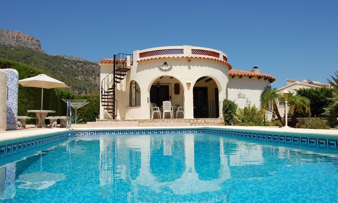 La Canuta Casa | Sueño Villa con vistas a la piscina al mar + privados para hasta 5 personas en Calpe