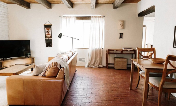 Albuquerque Casa | Dreamy Adobe Home: A Peaceful Retreat 1-6 Guests