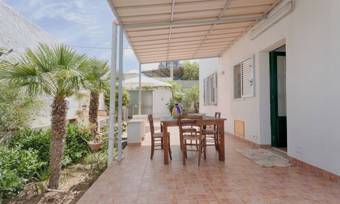 Rilievo Apartamento | Dreamy Apartment with Veranda, Pool and Parking