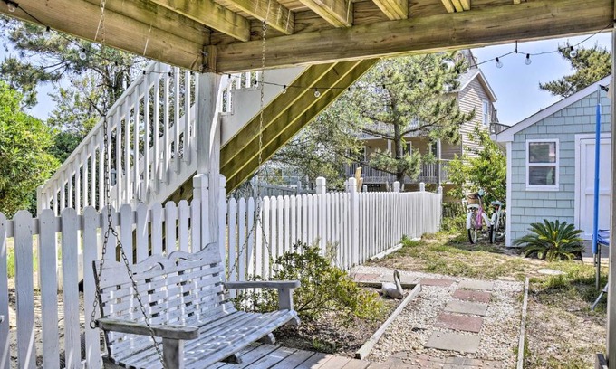Nags Head Apartamento | Dreamy, Coastal Studio Paradise with Hot Tub!