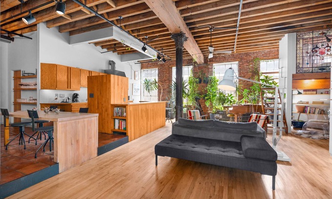 Greenwich Village Apartamento | Dreamy Village dream Loft w/ HUGE open office, piano, full floor, plants 350sqft
