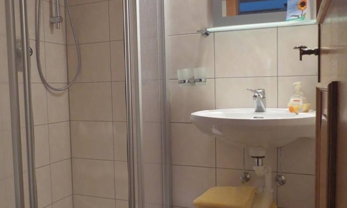 Hintersee Otro | Dreibettzimmer, Kurzaufenthalt - Bio-bauernhof Vordergrubenbach
