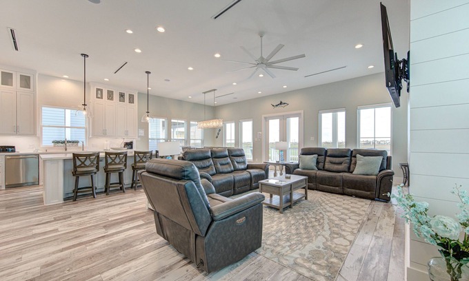 Galveston Casa | DriftAway to the Beach