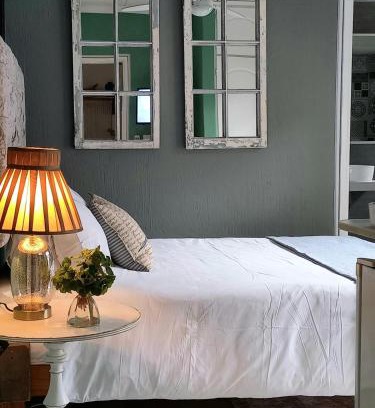 Umhlali Beach Casa | Driftwood Suite, Villa Roc Guesthouse, Salt Rock Ballito