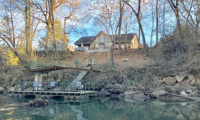 Pangburn Casa | Retiro de Dripping Springs ~ en Little Red River