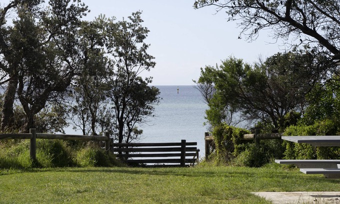Dromana Casa | Dromana By The Bay :1 min walk to the beach.