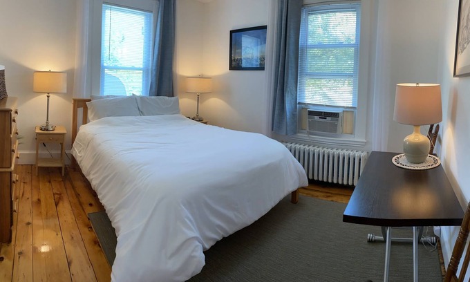 Beverly Apartamento | Drop anchor at Safe Harbor!