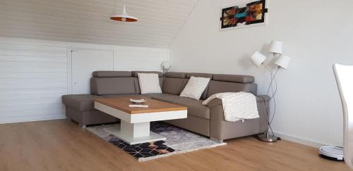 Minden Apartamento | Drosselnest Moderne Design-Wohnung Alles neu!