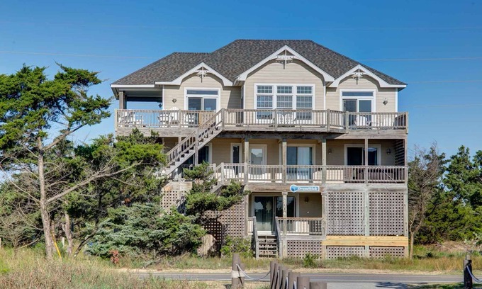 Avon Casa | Drumstick | Semi-Oceanfront | Kinnakeet Shores | Avon | Sleeps 12