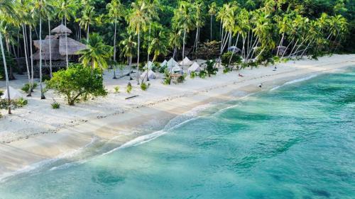 El Nido Otro | Dryft Darocotan Island