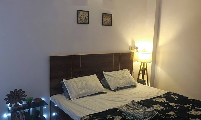 Delhi Apartamento | DSR HomeStays - Your cozy escape in Delhi !