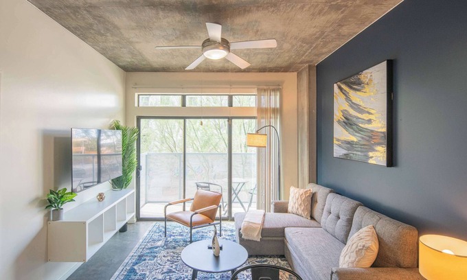 Evans Churchill Apartamento | Gym Pool Parking RooseveltRow DT Balcony W/D