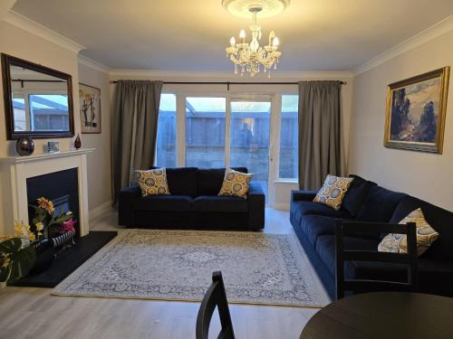 Ongar Casa | Dublin - 3 Bedroom Cosy Home - Sleeps Max 7