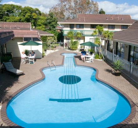 Royal Oak Hotel | Dukes Midway Lodge