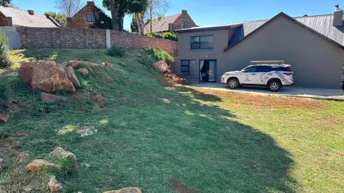 Dullstroom Casa | Dullstroom Self Catering Blue Crane Estate 66