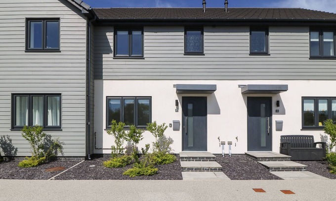 Llanfaelog Cabaña | DUNE RETREAT, pet friendly, luxury holiday cottage in Rhosneigr