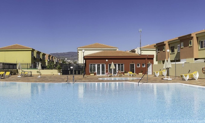 Maspalomas Casa | Duplex Meloneras Hill,2 bedrooms,wiffi,AACC,Barbecue,Fantastic pool,Maspalomas