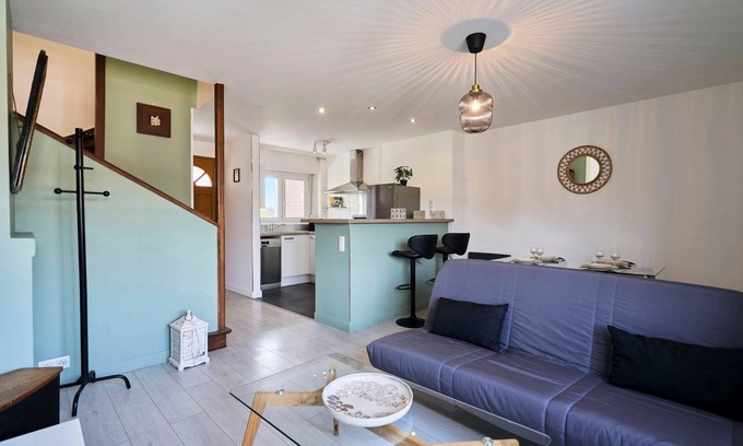 Saint-Maurice Pellevoisin Apartamento | Duplex à 10min from Lille train station