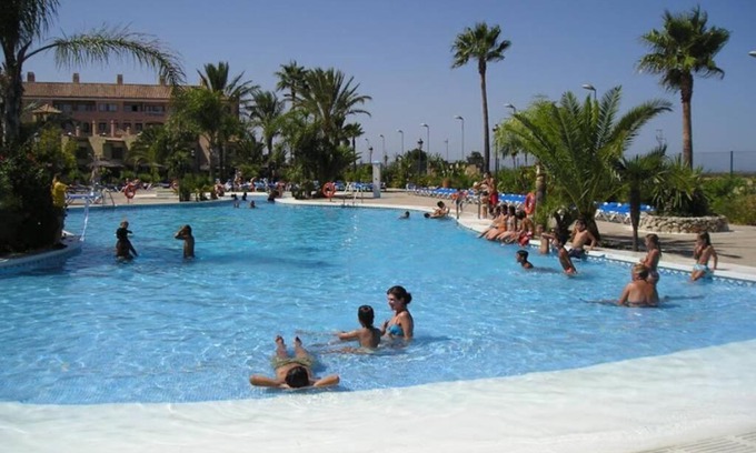 Centro Comercial Bahia Sur Casa | Duplex 6 pax con Wifi en Bahia Sur con parking y piscinas comunitarias