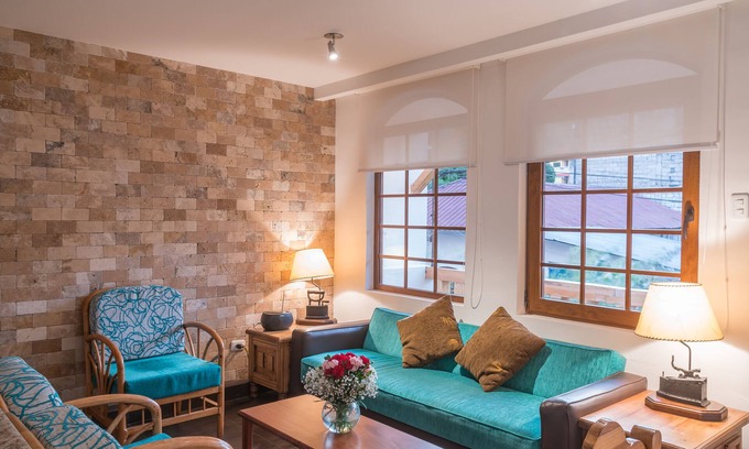 Banos de Agua Santa Apartamento | # 2 / HAB. MATRIMONIAL + CAMA ADICIONAL + TERRAZA -PISO 2