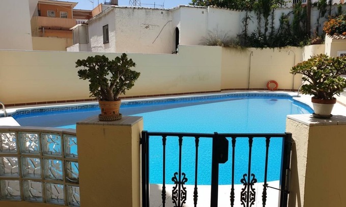 Torreblanca Apartamento | Luxurious Three Bedroom Duplex Apt Close to Beach