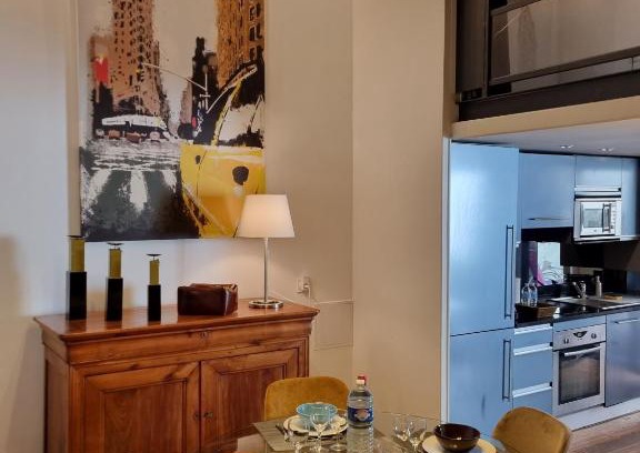 Gares Apartamento | Duplex Chic Climatisé avec terrasse proche Comédie