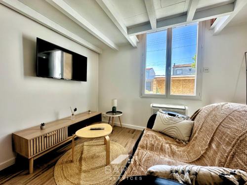 La Rochelle Casa | Duplex confortable avec climatisation et cour - ménage et linge inclus