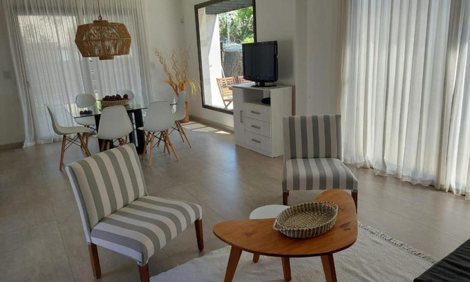Cordoba Casa | Duplex de Categoria - con estacionamiento gratuito