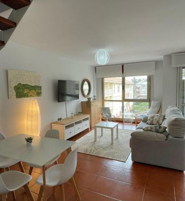 San Vicente de la Barquera Apartamento | Duplex 1aLinea PLAYA Incluye PARKING PRIVADO y TRASTERO Wifi FIBRA alta velocidad